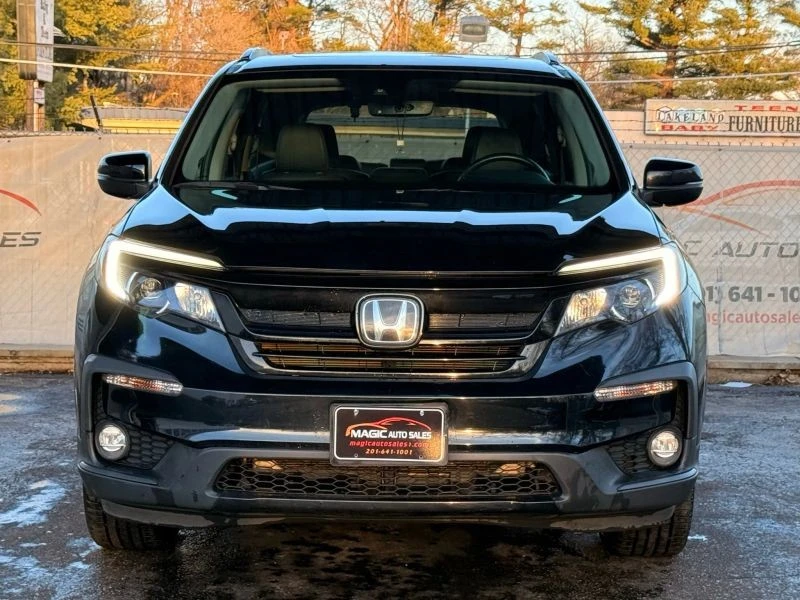 2022 Honda Pilot 3rd Gen - Image 5 of 12