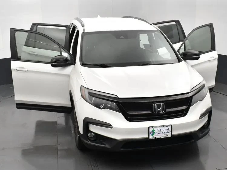 2022 Honda Pilot 3rd Gen - Image 10 of 12