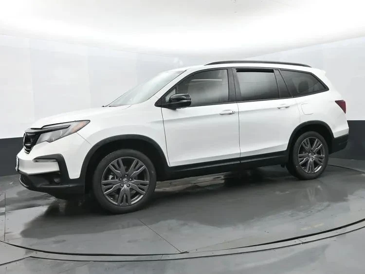 2022 Honda Pilot 3rd Gen - Image 5 of 12