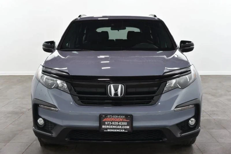 2022 Honda Pilot 3rd Gen - Image 2 of 12