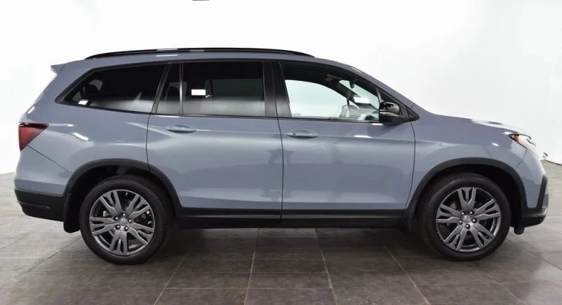 2022 Honda Pilot 3rd Gen - Image 8 of 12