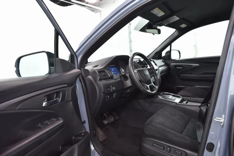 2022 Honda Pilot 3rd Gen - Image 10 of 12
