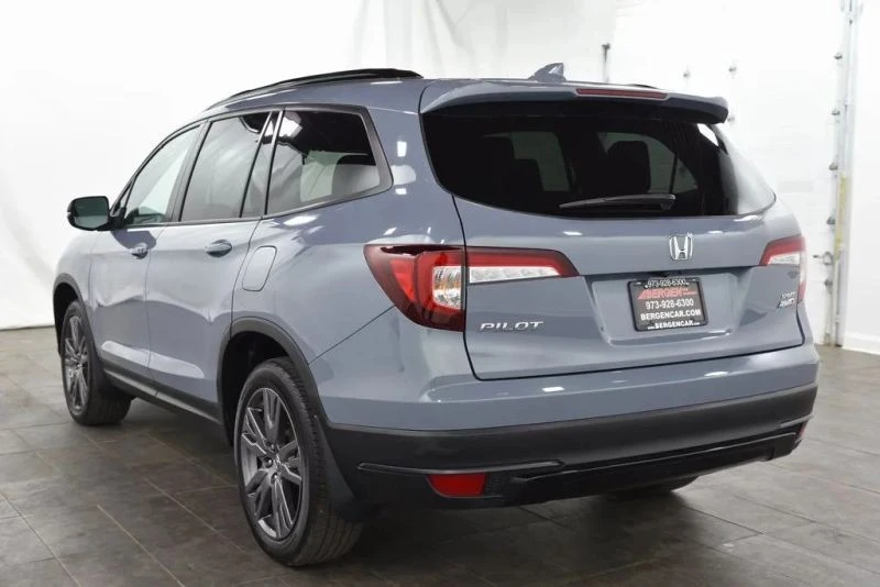 2022 Honda Pilot 3rd Gen - Image 5 of 12