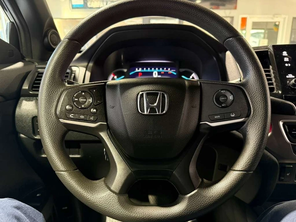 2022 Honda Pilot 3rd Gen - Image 13 of 21