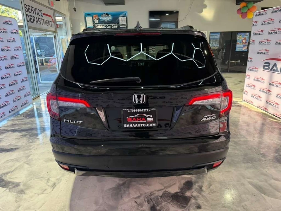 2022 Honda Pilot 3rd Gen - Image 10 of 21