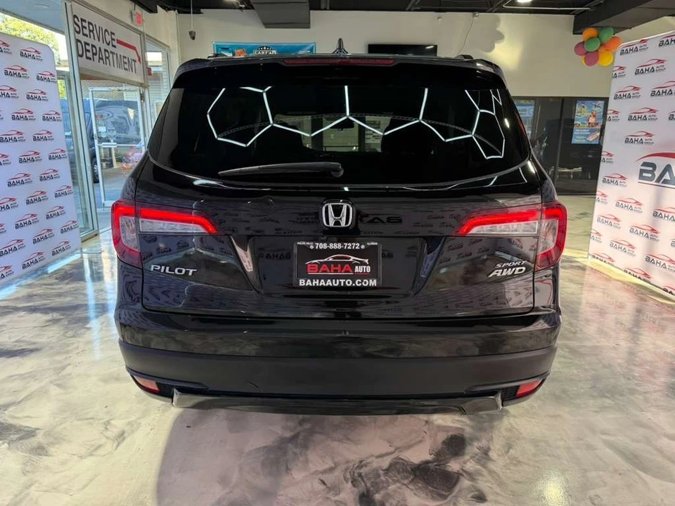 2022 Honda Pilot 3rd Gen - Image 9 of 21