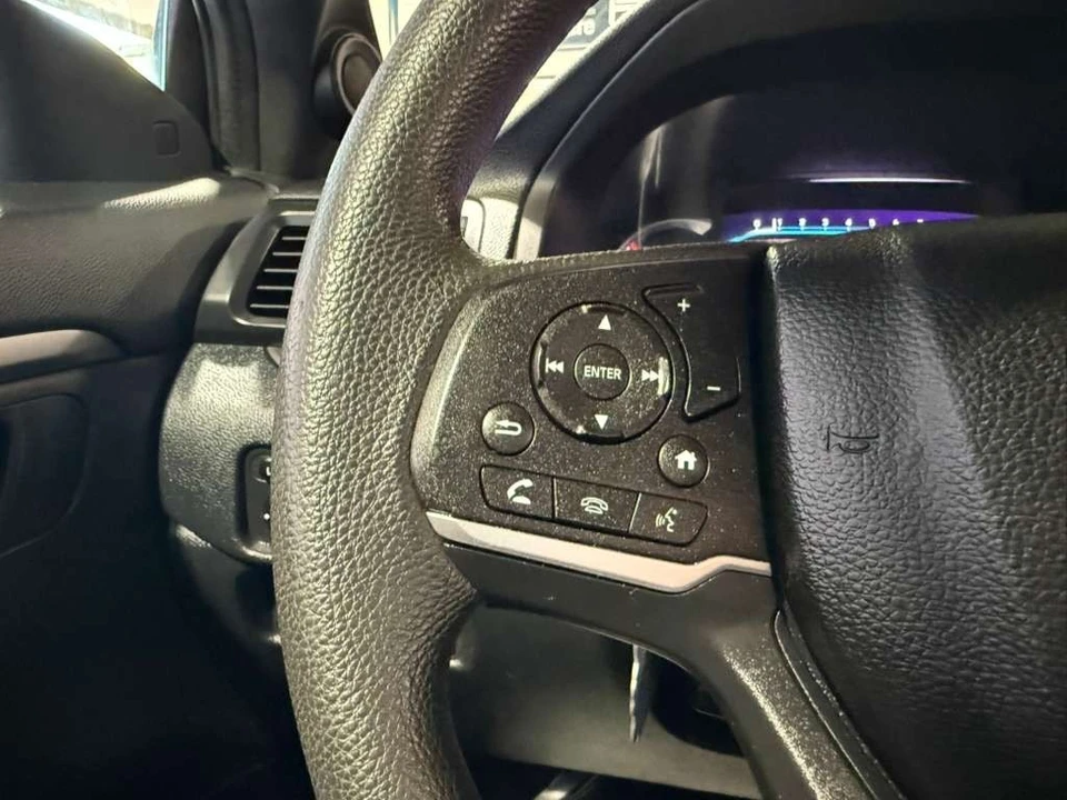 2022 Honda Pilot 3rd Gen - Image 15 of 21