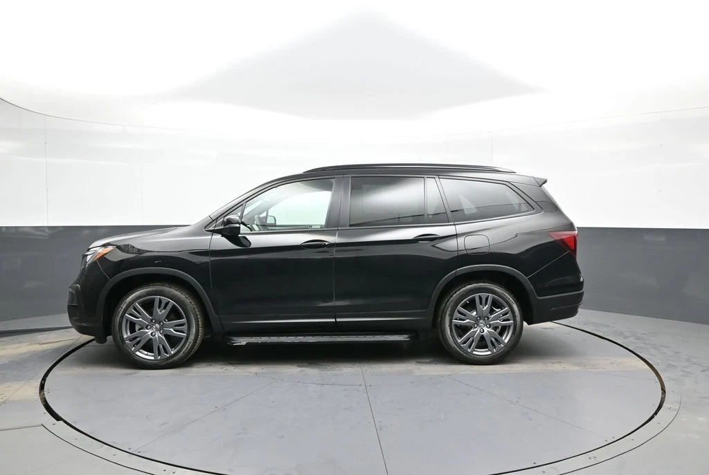 2022 Honda Pilot 3rd Gen - Image 9 of 12