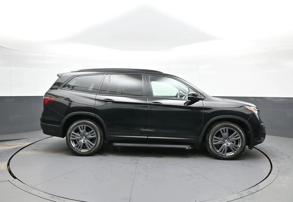 2022 Honda Pilot 3rd Gen - Image 5 of 12