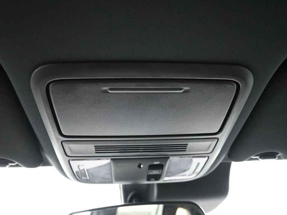 2022 Honda Pilot 3rd Gen - Image 17 of 21