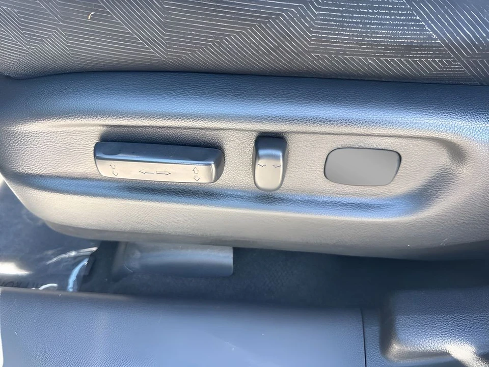2022 Honda Pilot 3rd Gen - Image 10 of 21