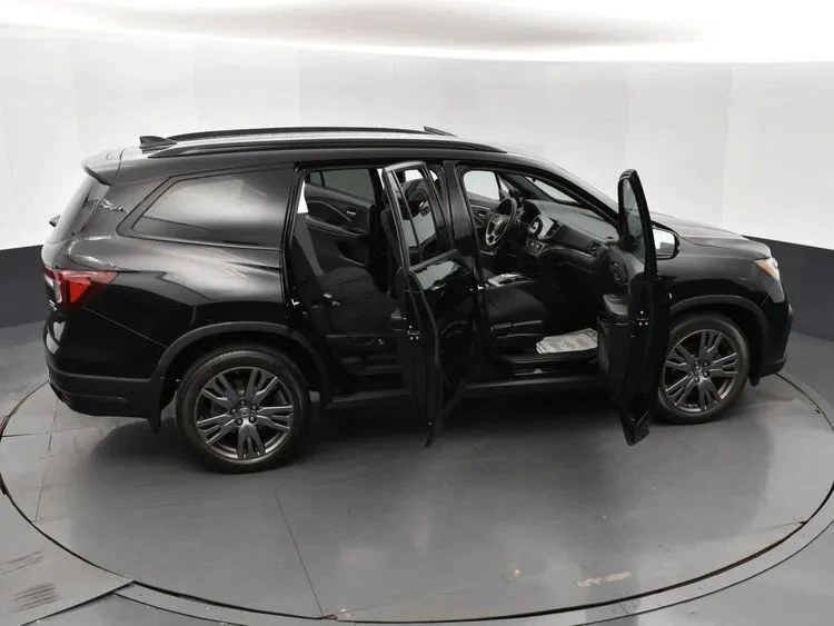 2022 Honda Pilot 3rd Gen - Image 6 of 12