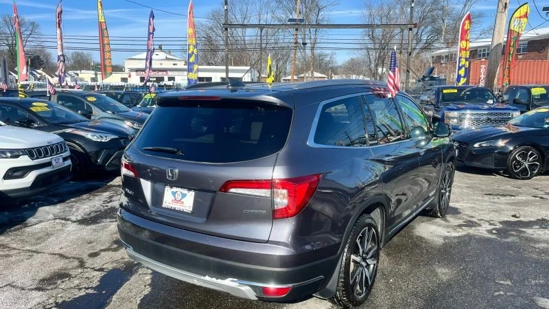 2022 Honda Pilot 3rd Gen - Image 5 of 12