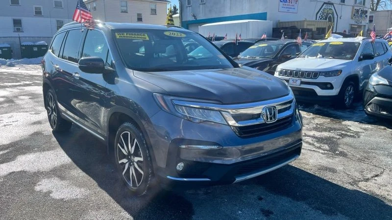 2022 Honda Pilot 3rd Gen - Image 2 of 12