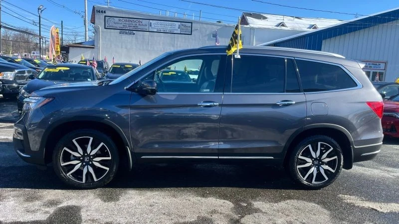 2022 Honda Pilot 3rd Gen - Image 10 of 12