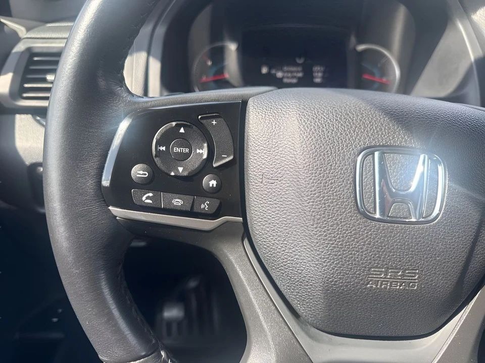 2022 Honda Pilot 3rd Gen - Image 18 of 21