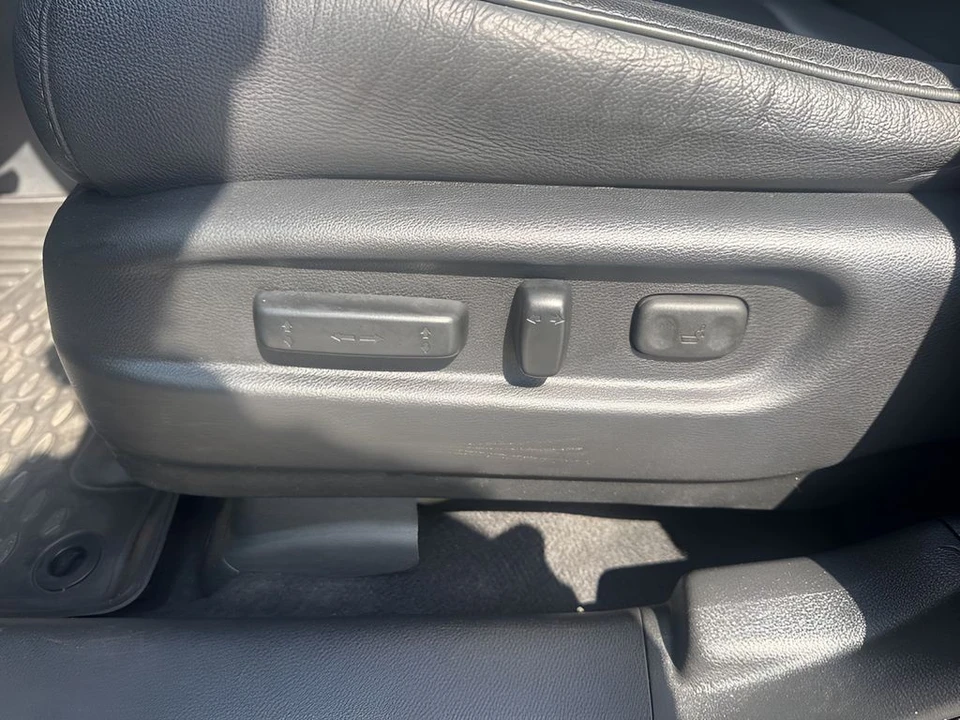 2022 Honda Pilot 3rd Gen - Image 10 of 21