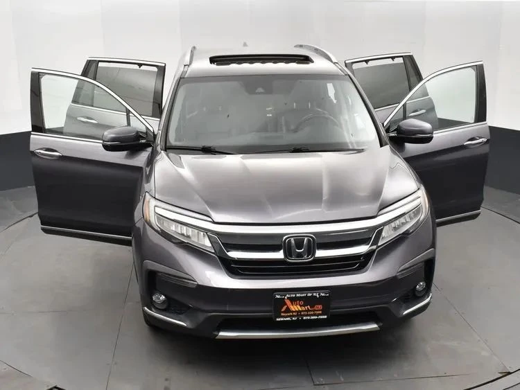 2022 Honda Pilot 3rd Gen - Image 10 of 12