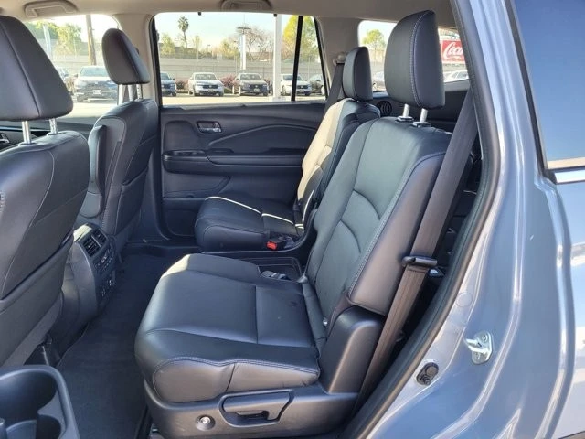2022 Honda Pilot 3rd Gen - Image 11 of 12