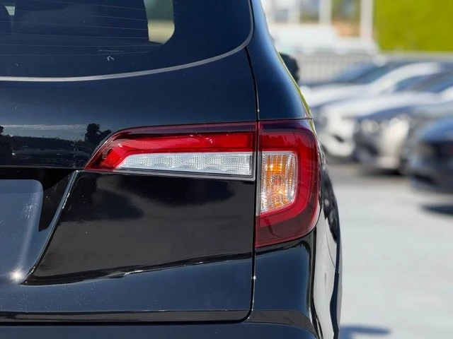 2022 Honda Pilot 3rd Gen - Image 12 of 21