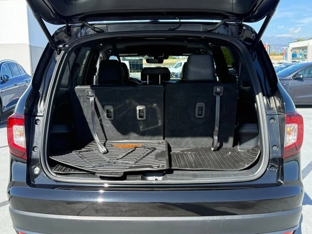 2022 Honda Pilot 3rd Gen - Image 15 of 21