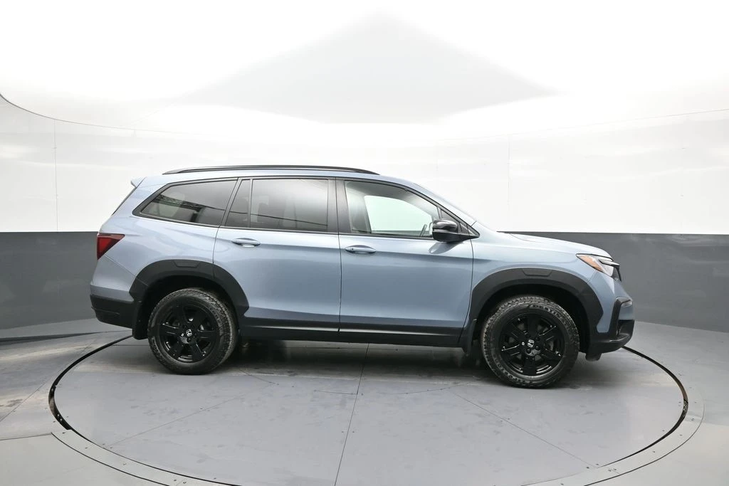 2022 Honda Pilot 3rd Gen - Image 5 of 12