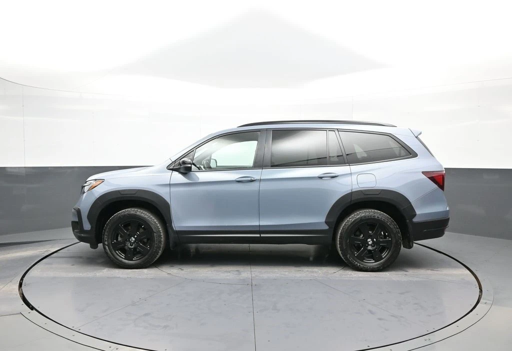 2022 Honda Pilot 3rd Gen - Image 9 of 12