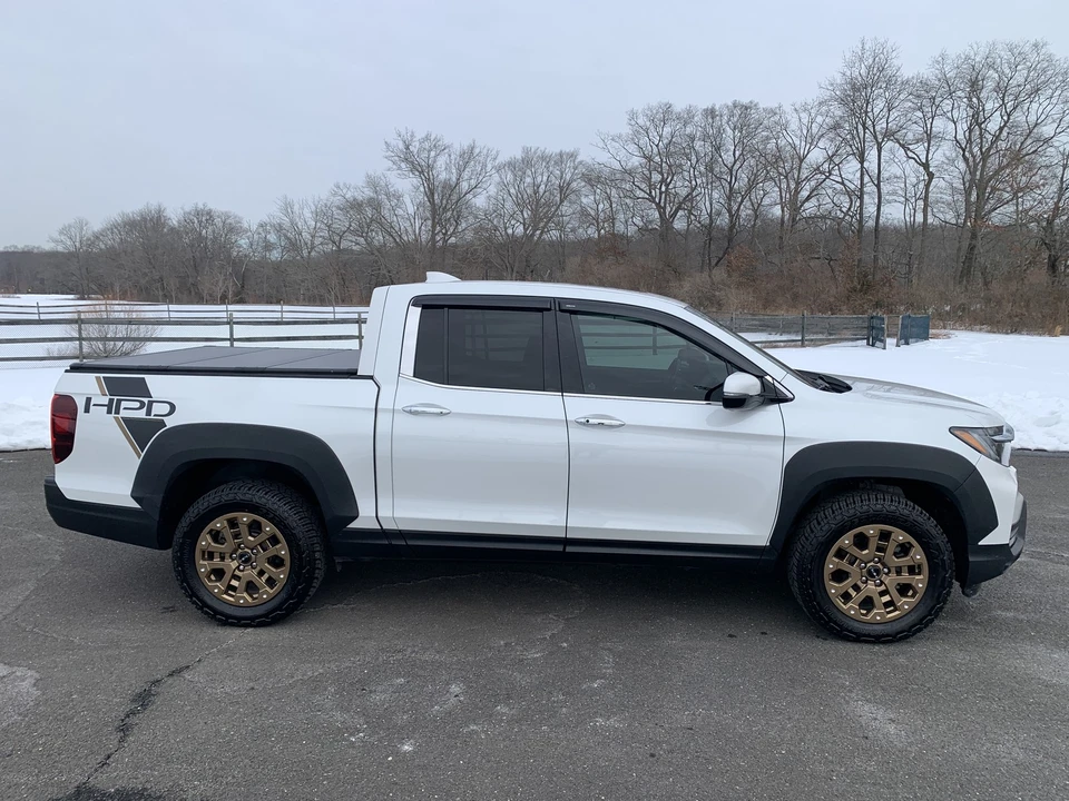 2022 Honda Ridgeline 2nd Gen - Image 4 of 21