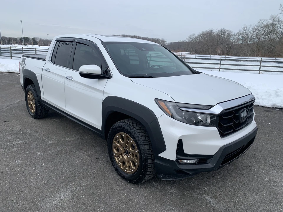2022 Honda Ridgeline 2nd Gen - Image 3 of 21