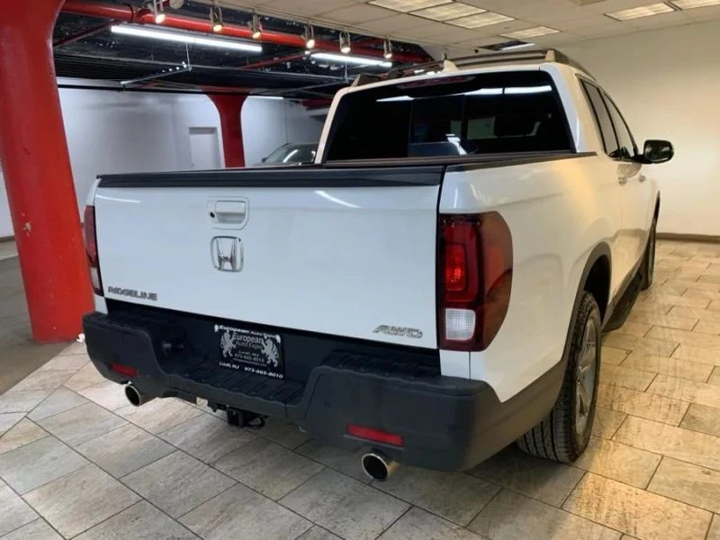 2022 Honda Ridgeline 2nd Gen - Image 8 of 12