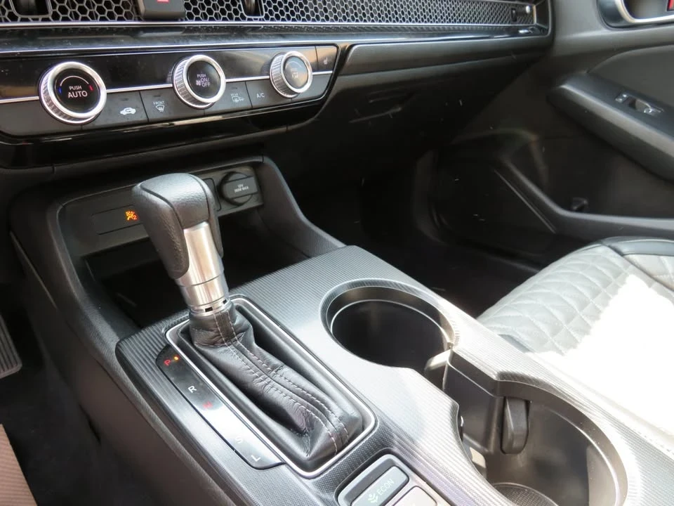 2022 Honda Civic 11th Gen - Image 8 of 11