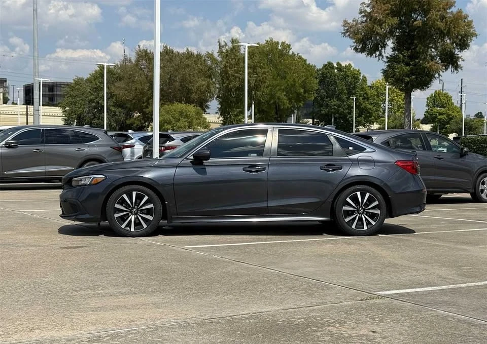 2022 Honda Civic 11th Gen - Image 3 of 9