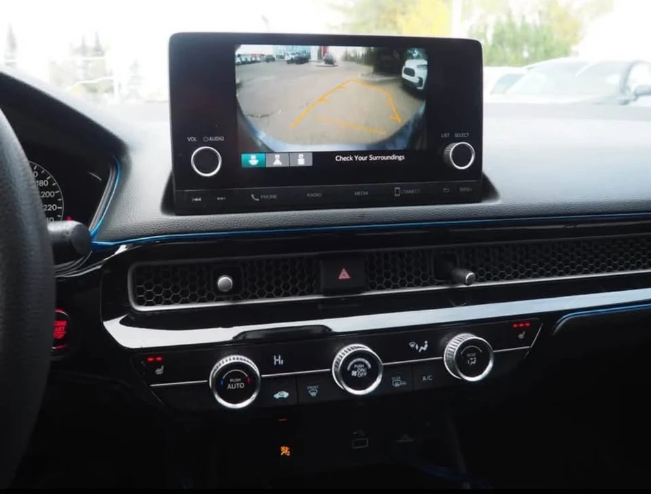 2022 Honda Civic 11th Gen - Image 8 of 9
