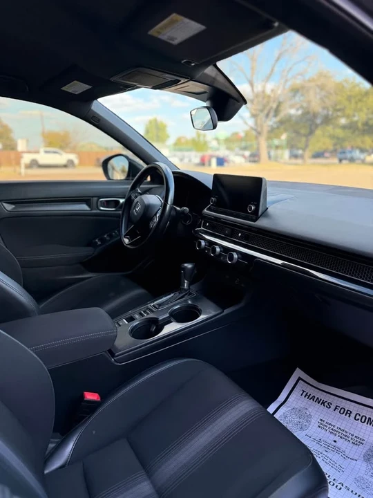2022 Honda Civic 11th Gen - Image 6 of 9