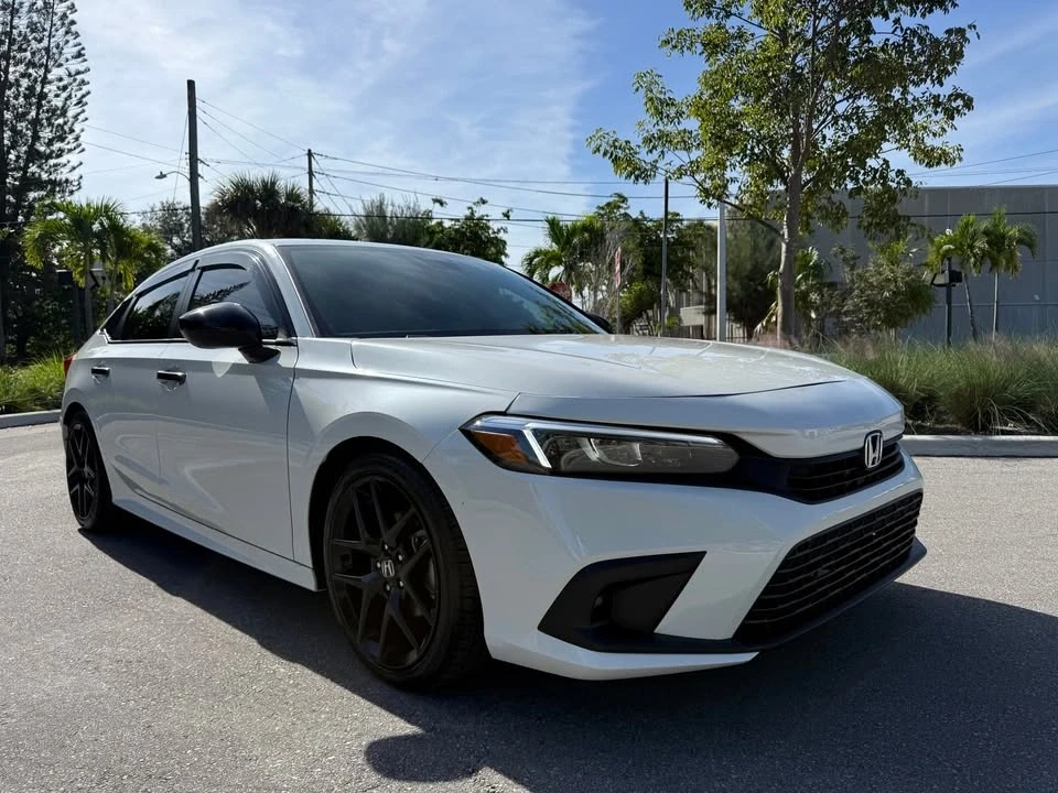 2022 Honda Civic 11th Gen - Image 9 of 14