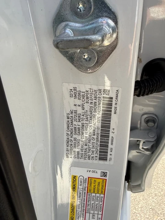 2022 Honda Civic 11th Gen - Image 13 of 14
