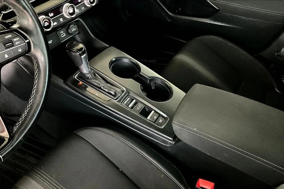 2022 Honda Civic 11th Gen - Image 13 of 18