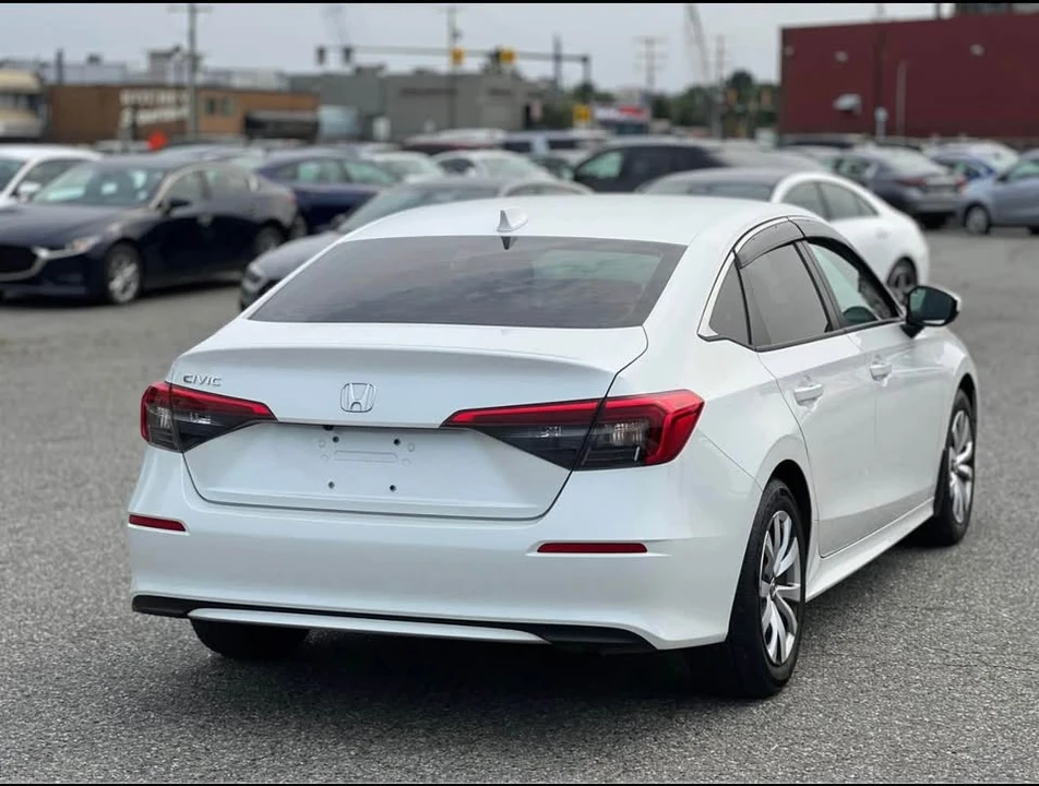 2022 Honda Civic 11th Gen - Image 4 of 7