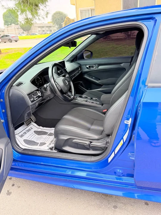 2022 Honda Civic 11th Gen - Image 10 of 13