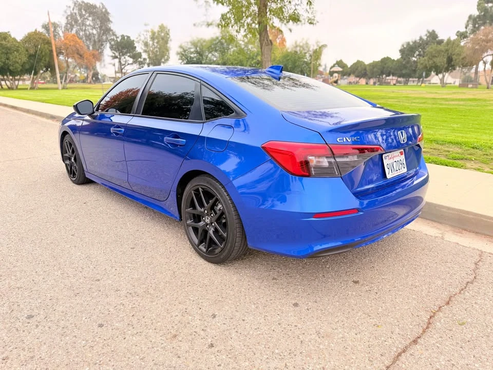 2022 Honda Civic 11th Gen - Image 2 of 13