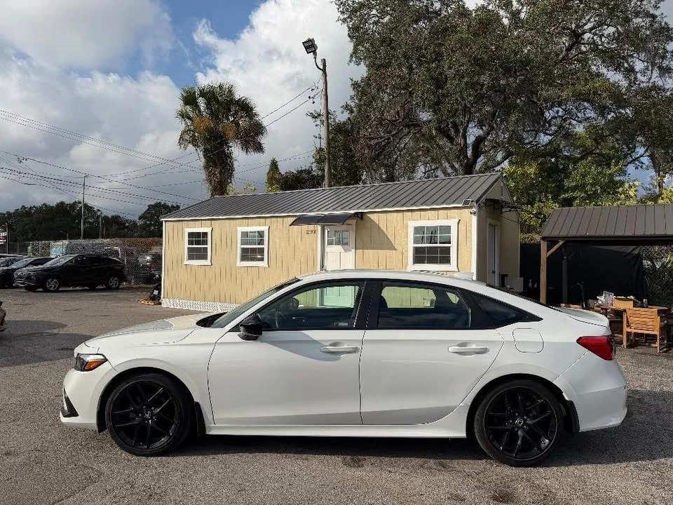 2022 Honda Civic 11th Gen - Image 8 of 20