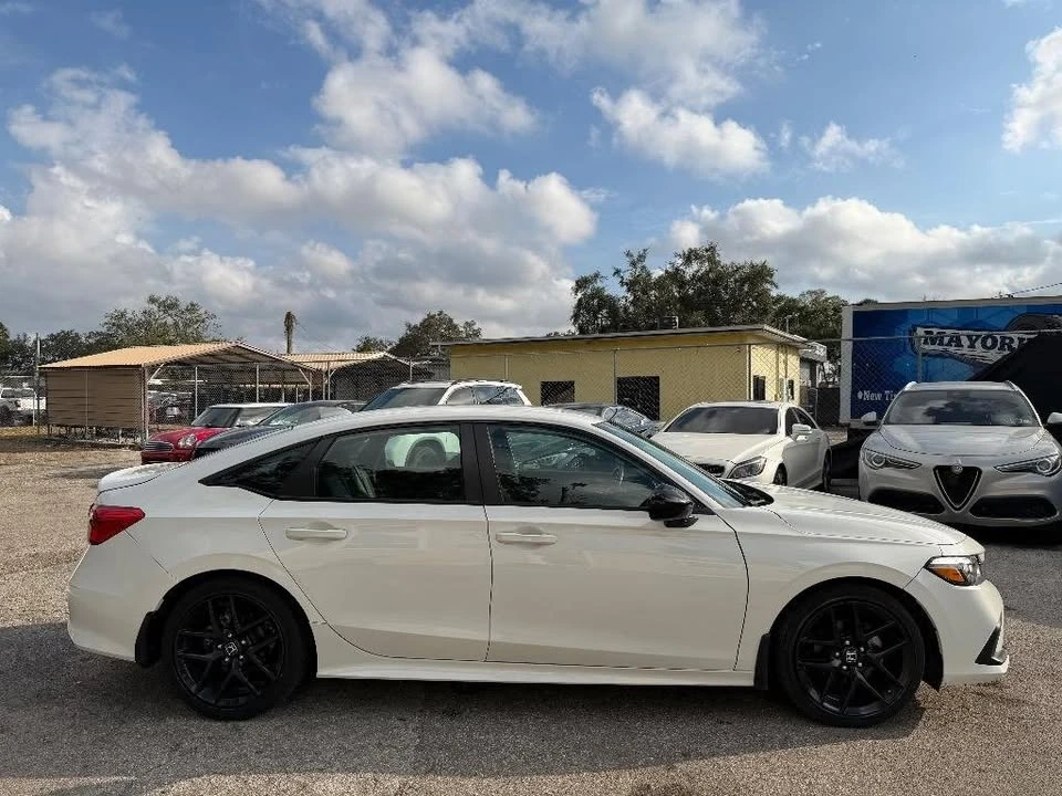 2022 Honda Civic 11th Gen - Image 4 of 20