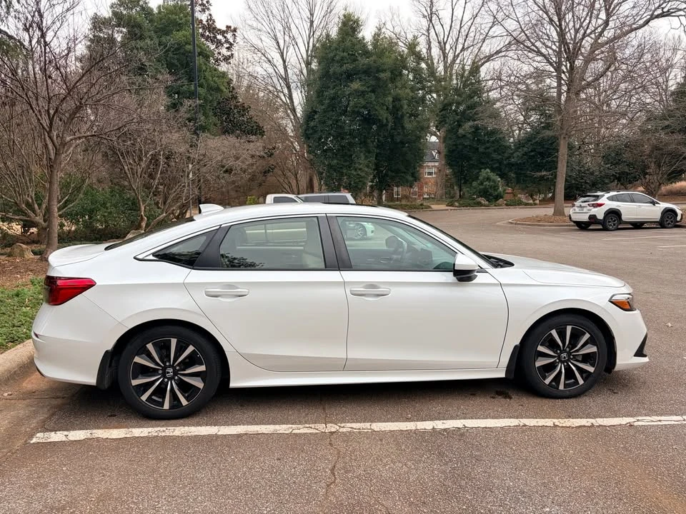 2022 Honda Civic 11th Gen - Image 3 of 11