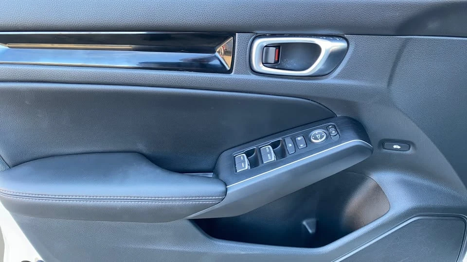 2022 Honda Civic 11th Gen - Image 13 of 20