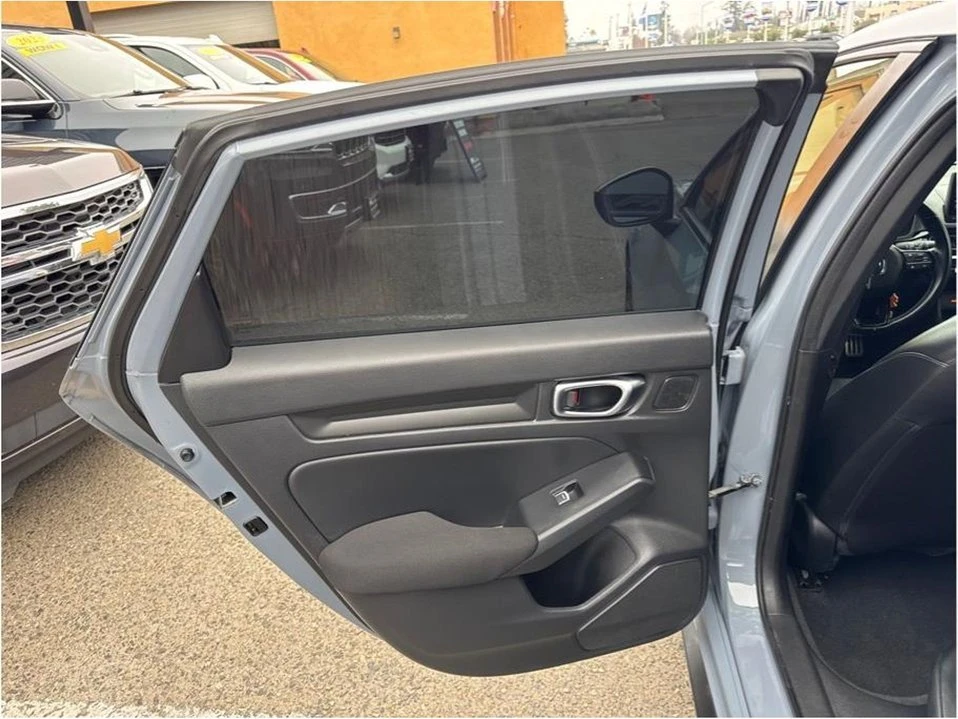 2022 Honda Civic 11th Gen - Image 15 of 20