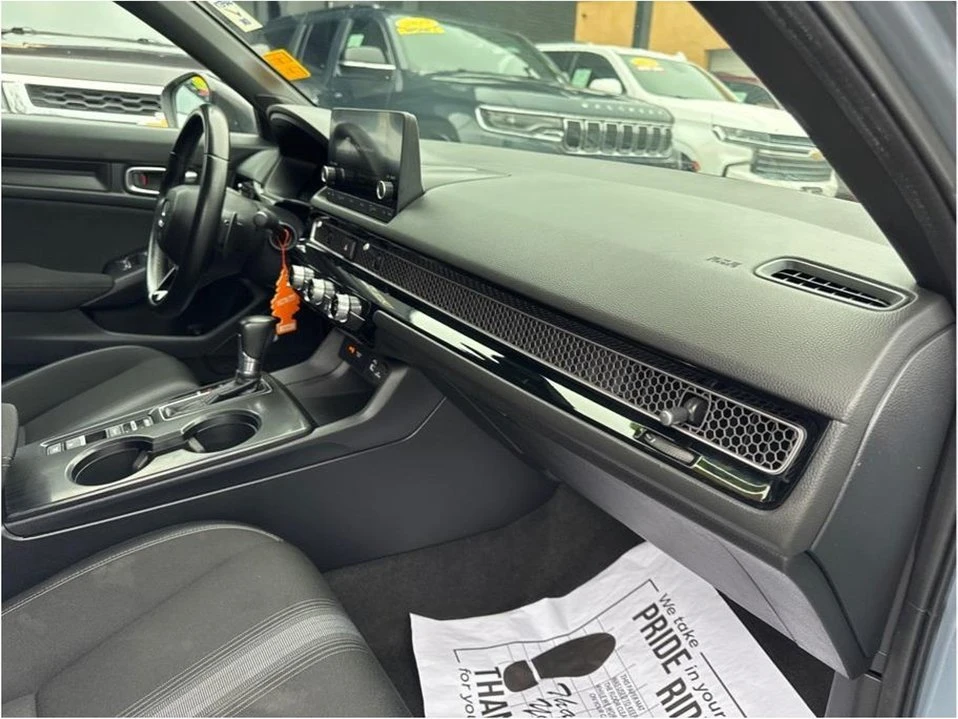 2022 Honda Civic 11th Gen - Image 10 of 20