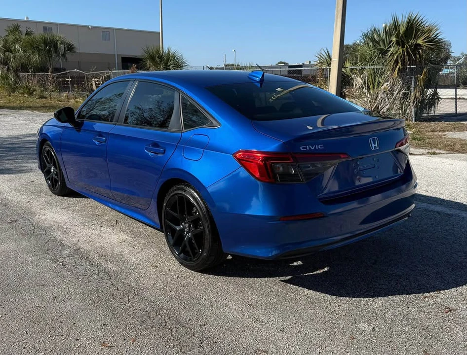 2022 Honda Civic 11th Gen - Image 5 of 9