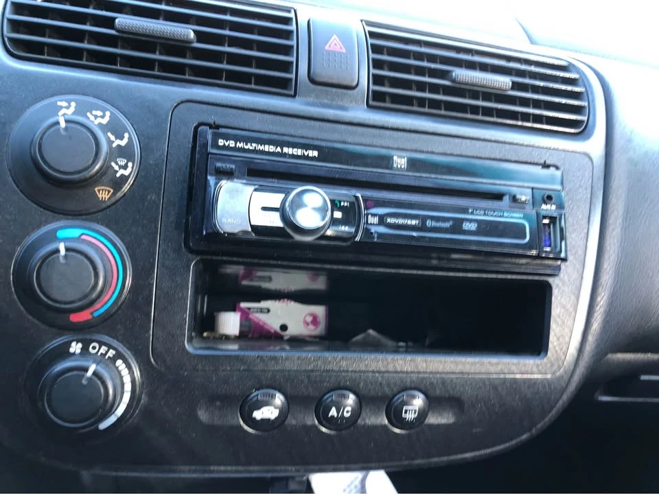 2022 Honda Civic 11th Gen - Image 5 of 9