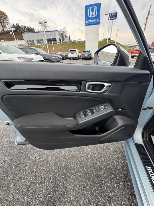 2022 Honda Civic 11th Gen - Image 3 of 9