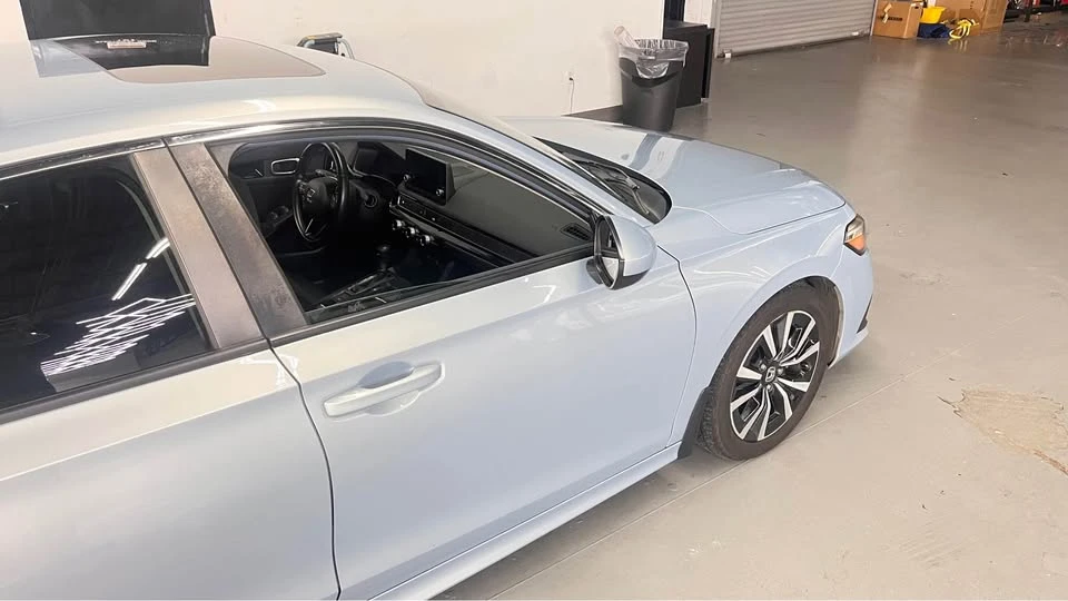 2022 Honda Civic 11th Gen - Image 9 of 17